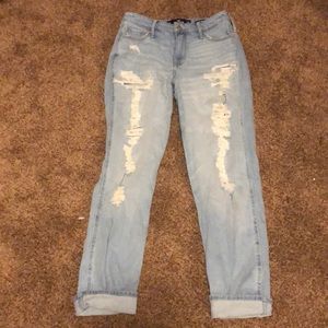 Hollister vintage high-rise mom jeans